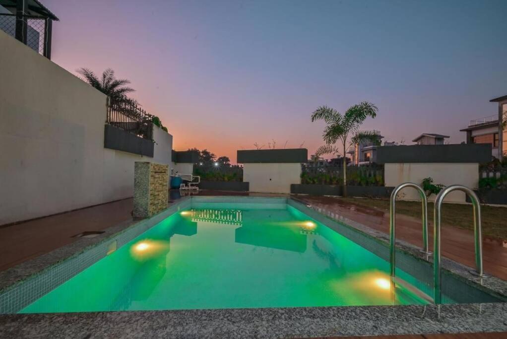 Royal Paradise Villa Lonavala Exterior photo